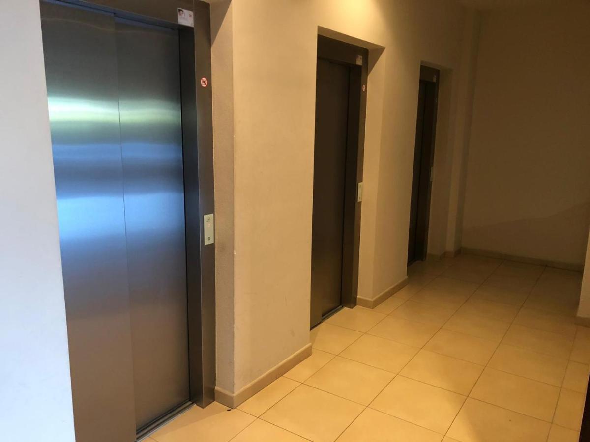 פוז Apartamento Para 6 Personas Con Piscina Y Paddle מראה חיצוני תמונה